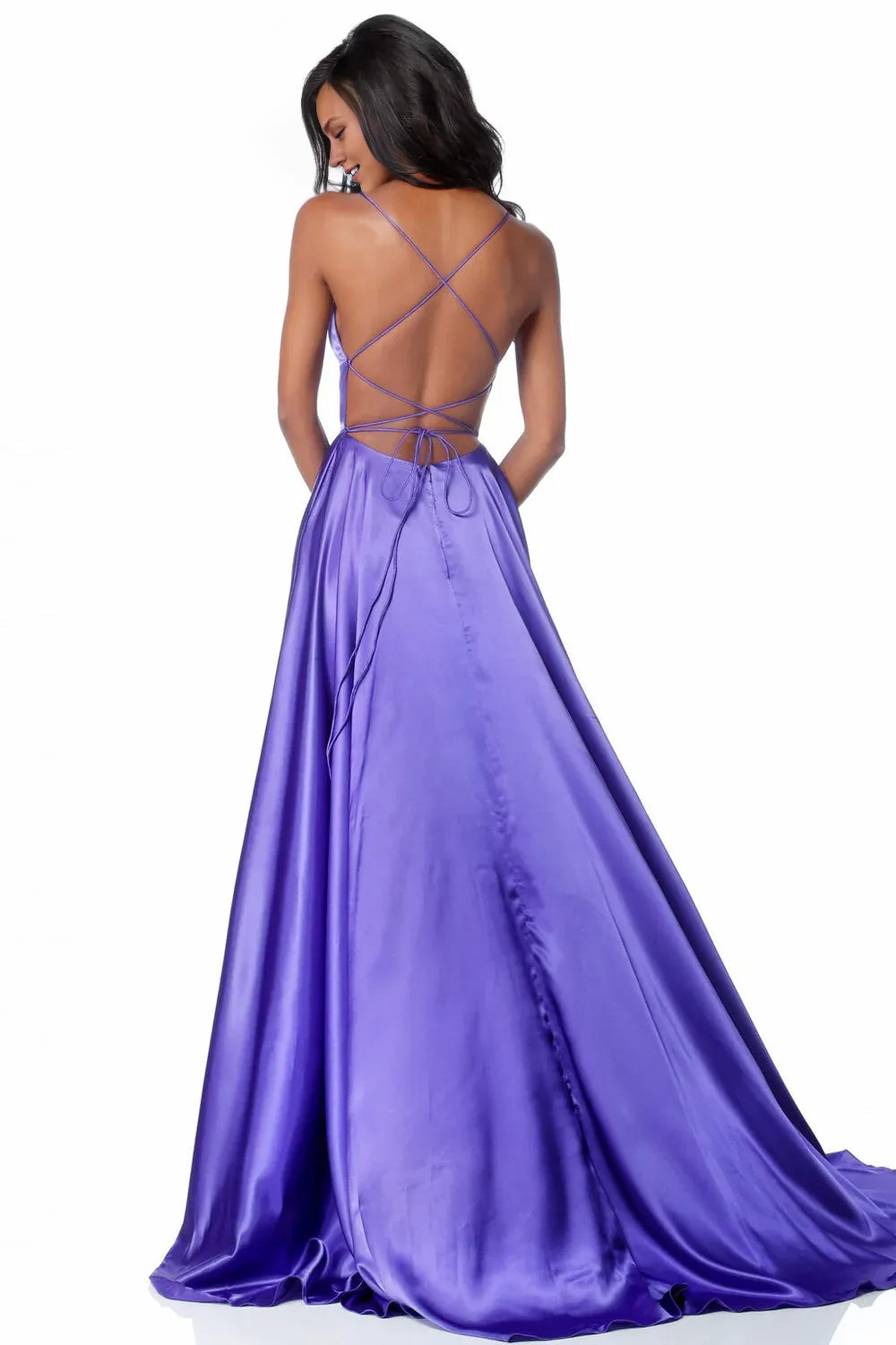 Robe Weitese en satin violet, bretelles spaghetti, col carré, jupe fendue haute et robe de bal longue au sol